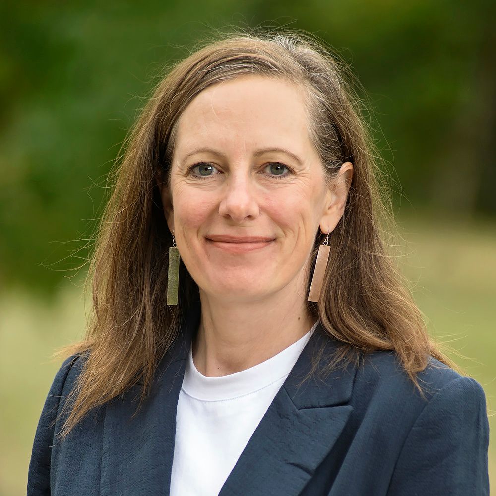 Dr. Donica Belisle